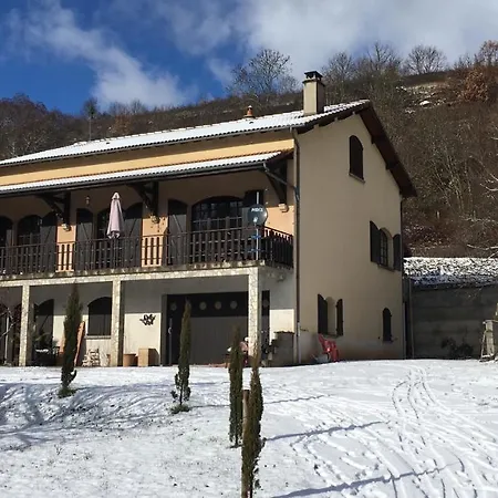 ベッド・アンド・ブレックファスト Maison D'hotes La Couze Champeix